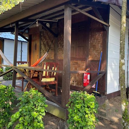 Hotel The Station Tioman Kampong Ayer Batang Exterior foto